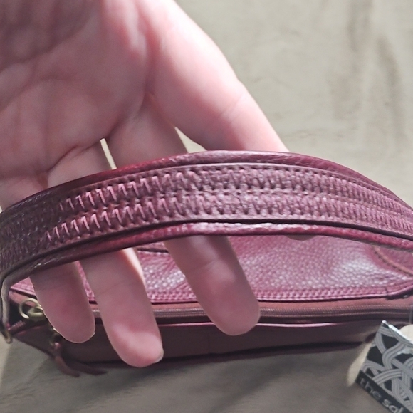 The Sak Plum Leather Shoulder Bag - Picture 13 of 16